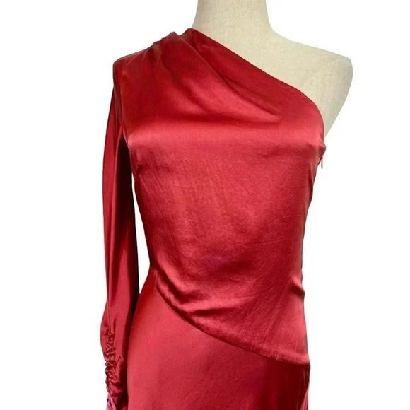 Alejandra Alonso Rojas Dip-Dye Silk One-Shoulder Asymmetrical Gown with/ Train - Picture 7 of 16